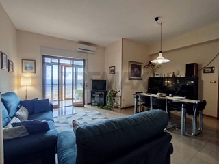 Appartamento in Vendita a Siracusa, 122'000&euro;, 131 m²