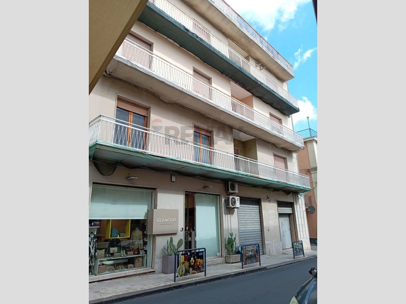 Appartamento in Vendita a Sortino, 75'000&euro;, 107 m²