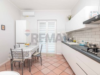 Quadrilocale in Vendita a Siracusa, 128'000&euro;, 99 m²