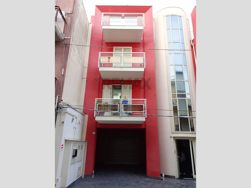 Appartamento in Vendita a Solarino, 210'000&euro;, 140 m²