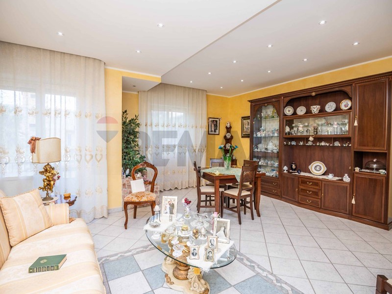 Appartamento in Vendita a Siracusa, 138'000&euro;, 122 m²
