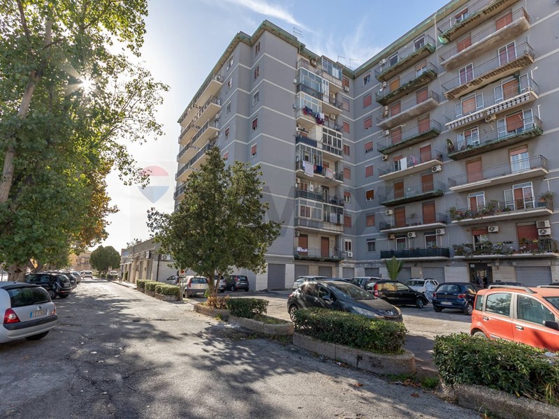 Trilocale in Vendita a Siracusa, 88'000&euro;, 105 m²