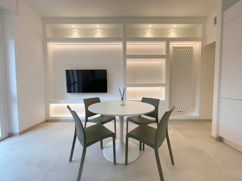 Trilocale in Affitto a Torino, 2'200&euro;, 83 m²