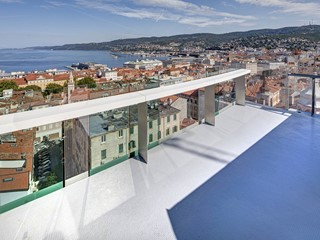 Attico in Vendita a Trieste, 1'150'000&euro;, 170 m²