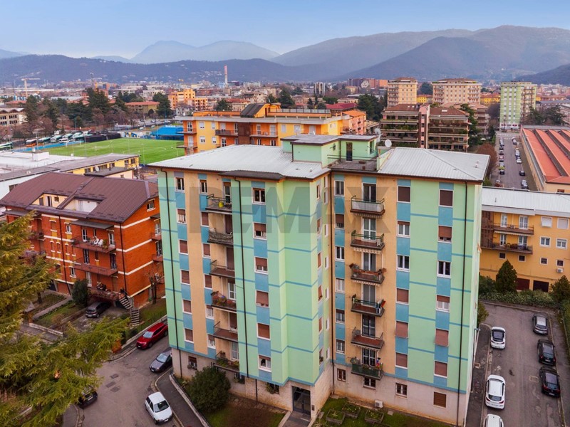 Trilocale in Vendita a Brescia, 255'000&euro;, 90 m²