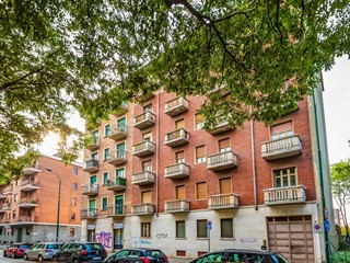 Bilocale in Vendita a Torino, 59'000&euro;, 53 m²