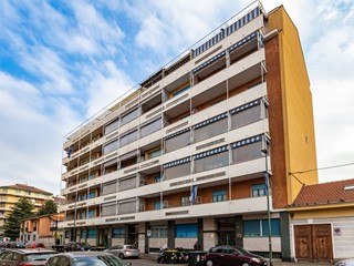 Bilocale in Vendita a Torino, 79'000&euro;, 60 m²