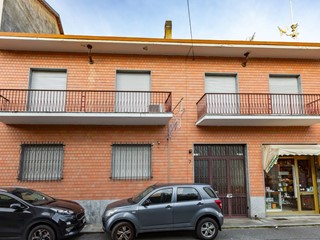 Appartamento in Vendita a Torino, 299'000&euro;, 200 m²