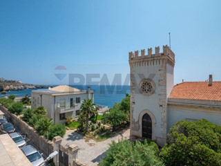 Trilocale in Vendita a Siracusa, 185'000&euro;, 90 m²