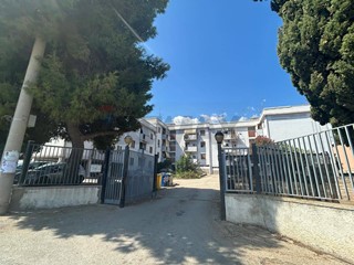 Appartamento in Vendita a Priolo Gargallo, 45'000&euro;, 109 m²