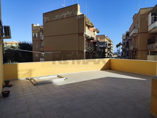 Appartamento in Vendita a Siracusa, 139'000&euro;, 166 m²