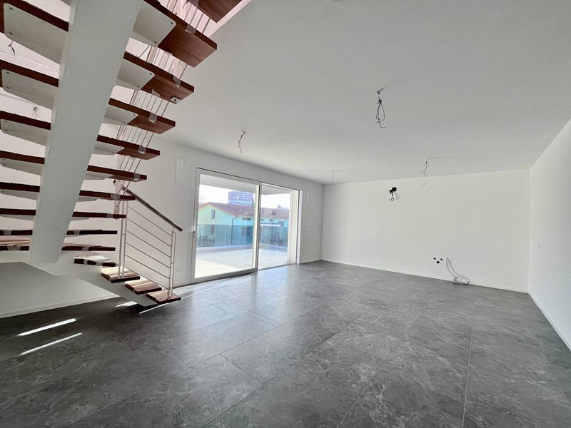 Attico in Vendita a Pordenone, 498'000&euro;, 164 m²