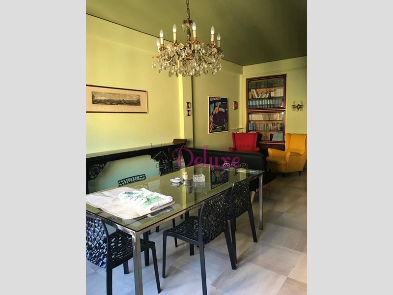 Appartamento in Vendita a Macerata, 160'000&euro;, 178 m²