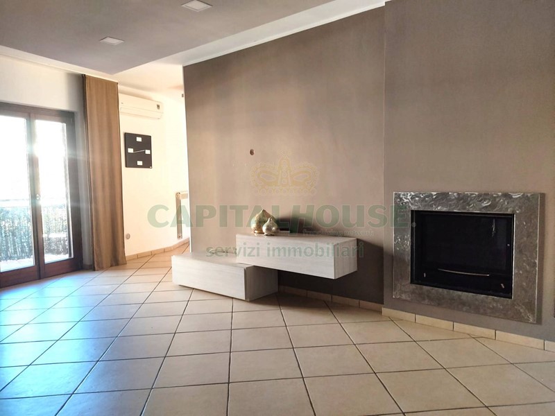 Quadrilocale in Vendita a Sirignano, 179'000&euro;, 147 m²