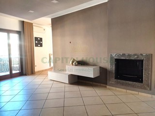 Quadrilocale in Vendita a Sirignano, 179'000&euro;, 147 m²