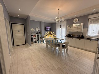 Quadrilocale in Vendita a Roccafluvione, 140'000&euro;, 120 m²