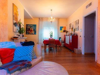 Quadrilocale in Vendita a Milano, 375'000&euro;, 115 m²