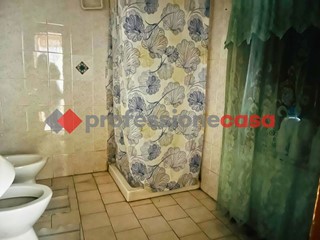Trilocale in Vendita a Catania, 39'000&euro;, 90 m²