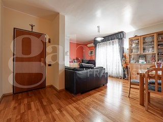 Quadrilocale in Vendita a Rozzano, 390'000&euro;, 120 m², arredato, con Box