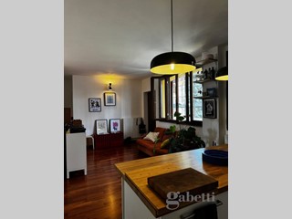 Trilocale in Affitto a Busto Arsizio, 1'050&euro;, 85 m², arredato
