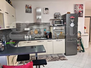 Bilocale in Vendita a Venafro, 98'000&euro;, 100 m², con Box