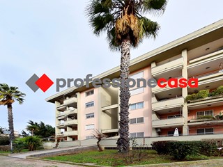Quadrilocale in Vendita a San Nicola la Strada, 200'000&euro;, 95 m²