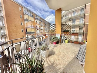 Quadrilocale in Vendita a Siracusa, zona Adda -Gelone - Borgata, 135'000&euro;, 120 m²