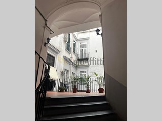 Monolocale in Affitto a Napoli, zona Pendino, 550&euro;, 20 m², arredato