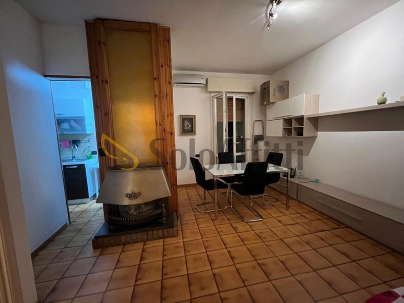 Trilocale in Affitto a Modena, 650&euro;, 65 m²