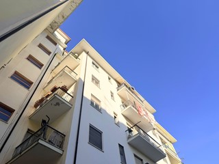 Trilocale in Vendita a Imperia, 190'000&euro;, 100 m²