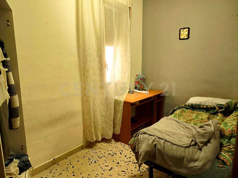 Trilocale in Vendita a Palermo, 55'000&euro;, 116 m²