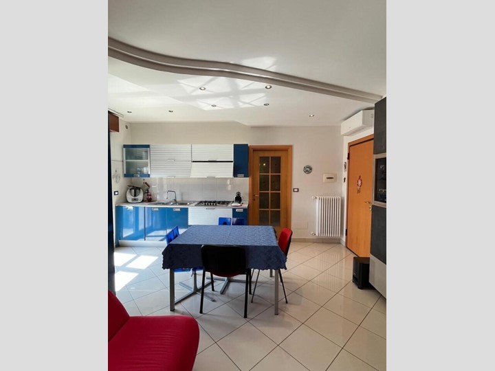 Trilocale in Vendita a Rimini, 250'000&euro;, 110 m²