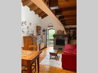 Trilocale in Affitto a Courmayeur, zona Villair Superiore, 6'500&euro;, 75 m², arredato, con Box