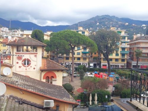 Appartamento in Vendita a Rapallo, zona PASSEGGIATA A MARE, 170'000&euro;, 52 m², arredato