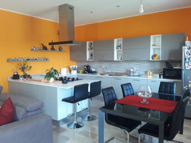 Quadrilocale in Vendita a Santa Teresa di Riva, 200'000&euro;, 100 m²