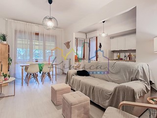 Trilocale in Vendita a Pisa, 238'000&euro;, 76 m², con Box