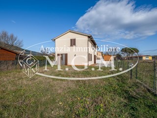 Trilocale in Vendita a Vicopisano, 167'000&euro;, 63 m²