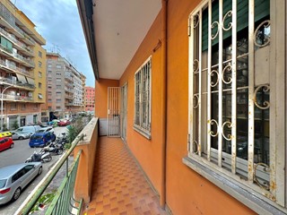 Appartamento in Vendita a Roma, 298'000&euro;, 82 m²