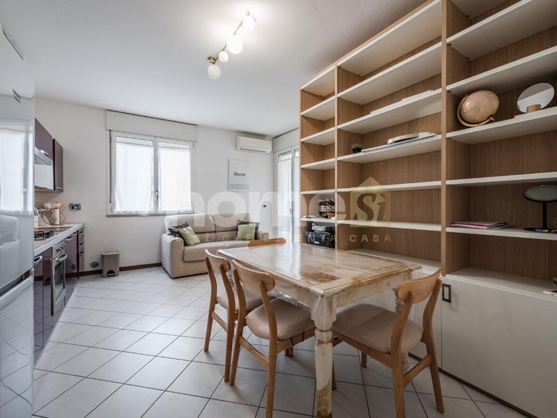 Bilocale in Vendita a Bologna, 220'000&euro;, 49 m²