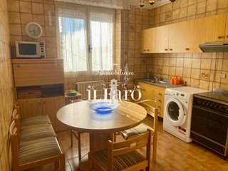 Quadrilocale in Vendita a Viareggio, 270'000&euro;, 80 m², arredato