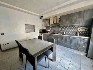 Bilocale in Vendita a Empoli, zona Casenuove, 95'000&euro;, 56 m²