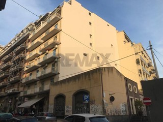 Appartamento in Vendita a Catania, 265'000&euro;, 132 m²