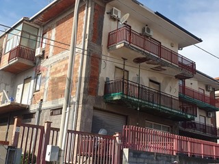 Quadrilocale in Vendita a Misterbianco, 79'000&euro;, 97 m²