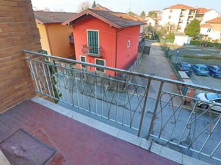 Appartamento in Vendita a Novi Ligure, 75'000&euro;, 138 m²