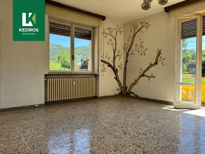 Trilocale in Vendita a Varese, 70'000&euro;, 100 m²