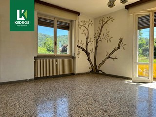 Trilocale in Vendita a Varese, 70'000&euro;, 100 m²