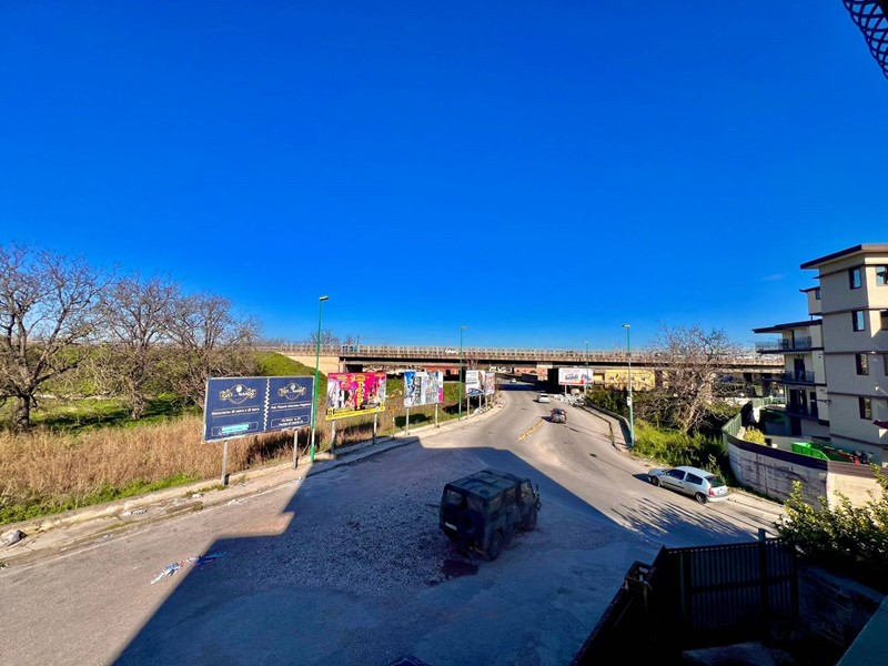 Trilocale in Vendita a Casandrino, 85'000&euro;, 85 m²