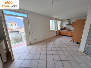 Trilocale in Vendita a Sale Marasino, 195'000&euro;, 75 m²