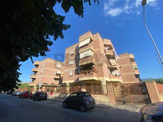 Appartamento in Vendita a Pace del Mela, 69'500&euro;, 130 m²