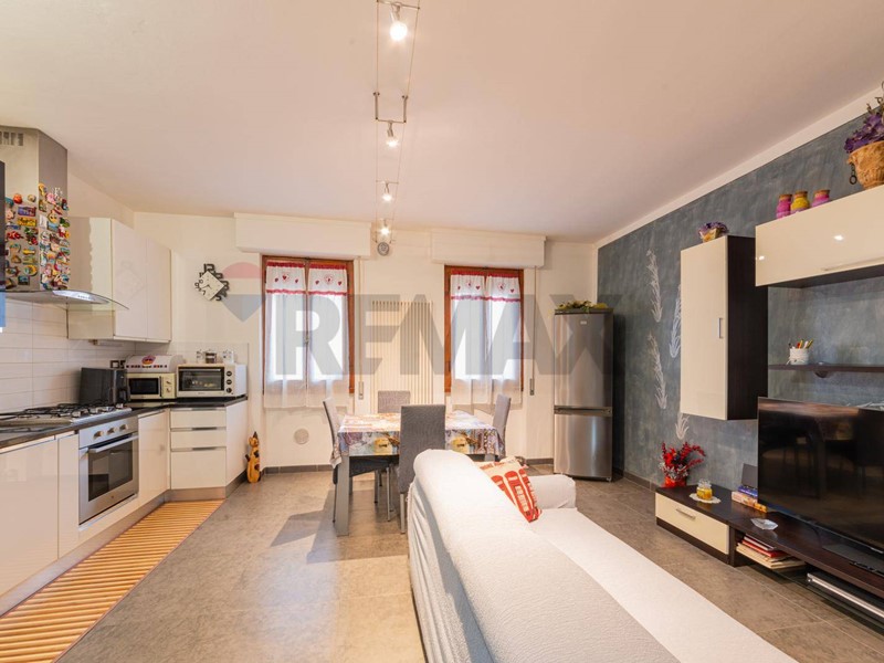 Quadrilocale in Vendita a Terranuova Bracciolini, 145'000&euro;, 100 m²